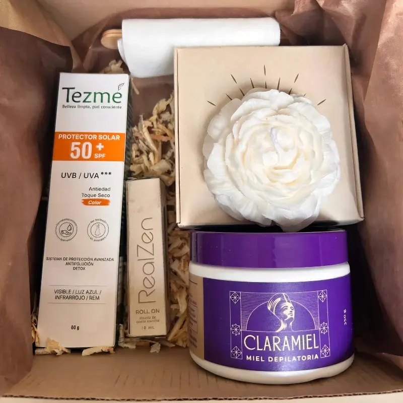 Kit Ritual Esencial con protector solar Tezmé, aceite RealZen, vela Eclipse de Luz y cera Claramiel
